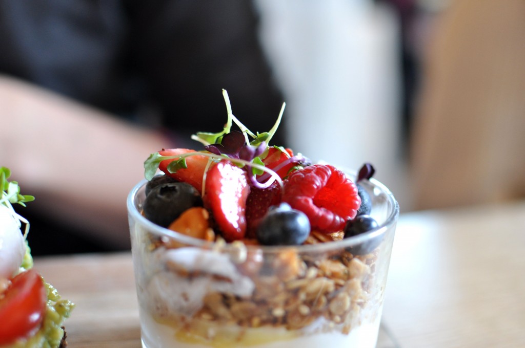 yogurt parfait bluestone lane